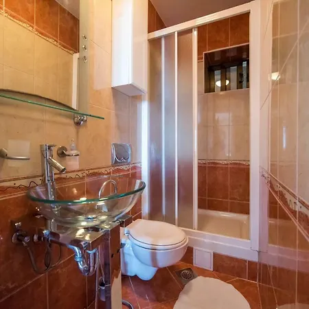 De Luxe Mediteran 3**** Apartment